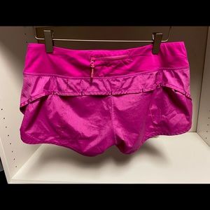 Size 8  2-way stretch rare pink Lululemon speed shorts